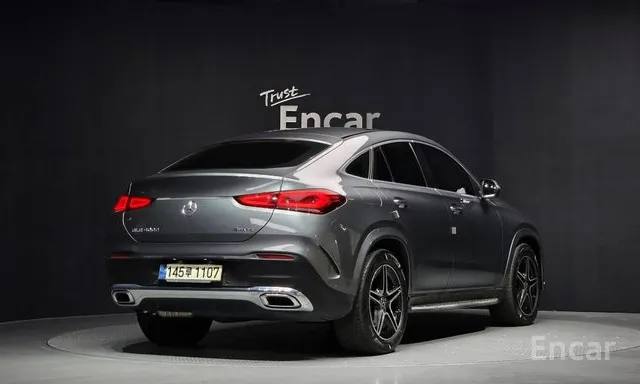 Фото Mercedes-Benz GLE400d 4MATIC