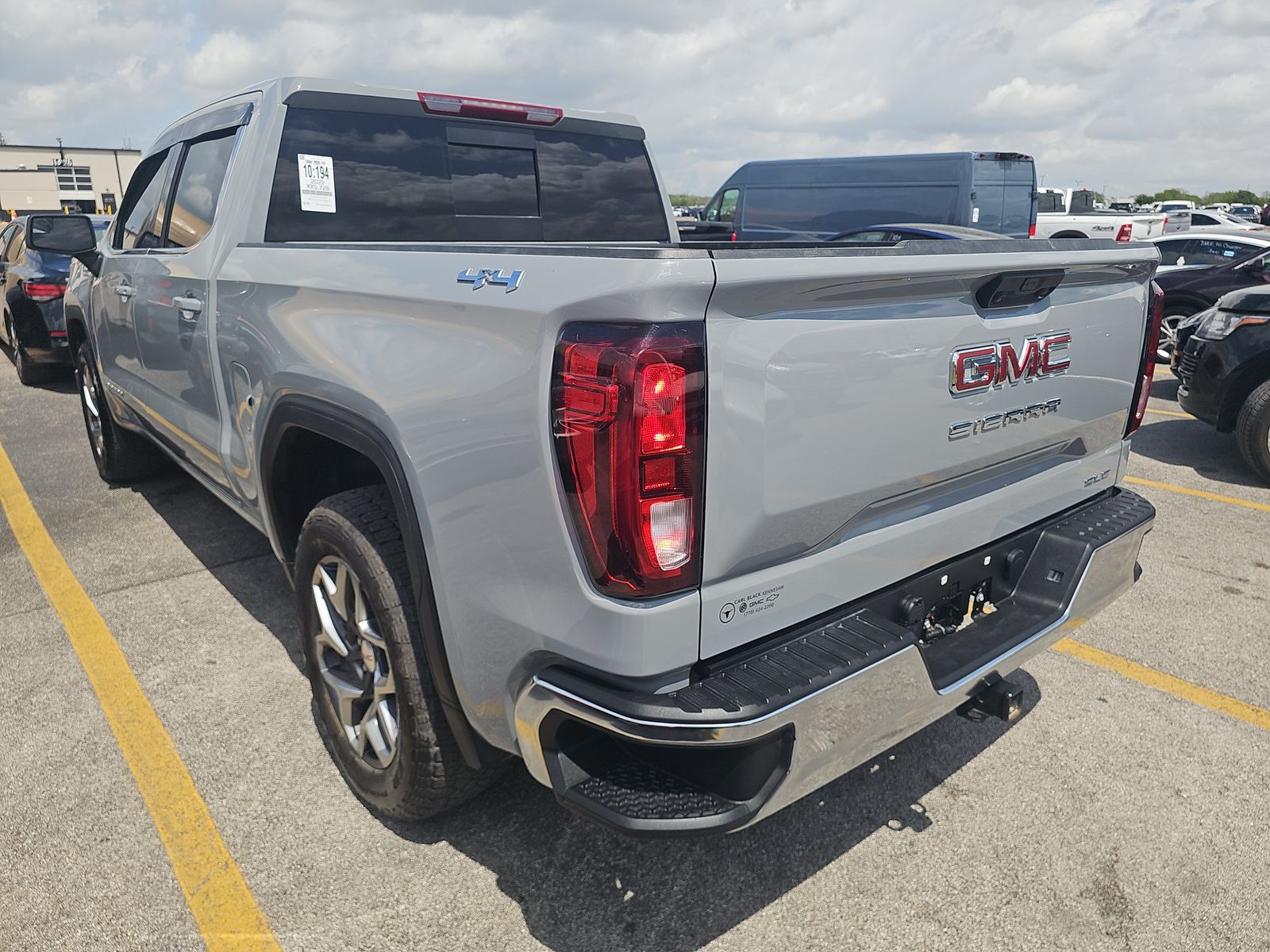 Фото 2025 GMC Sierra 1500 SLE Crew Cab Short Bed 3SA