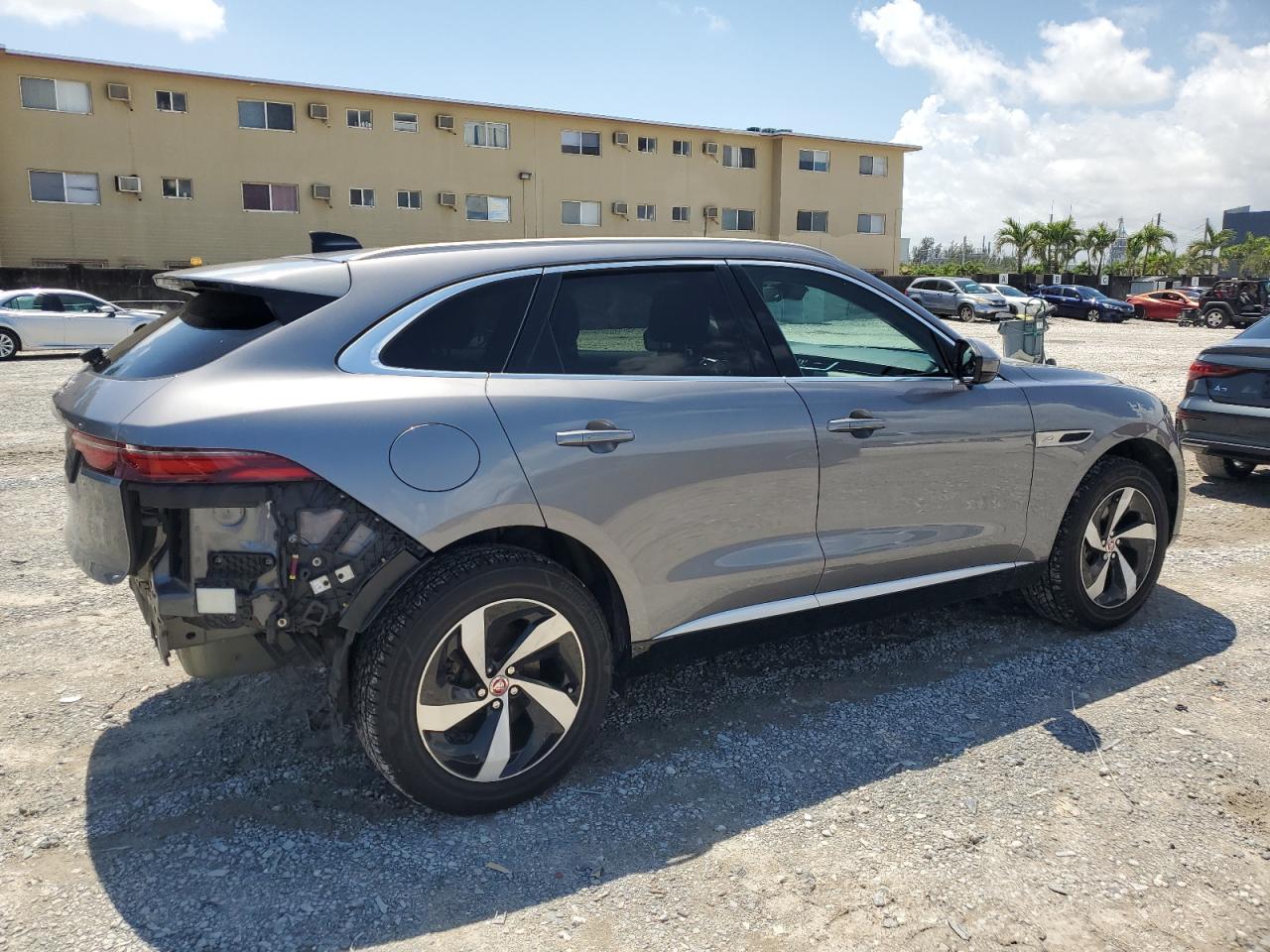 Фото BMW X1 xDrive25Li