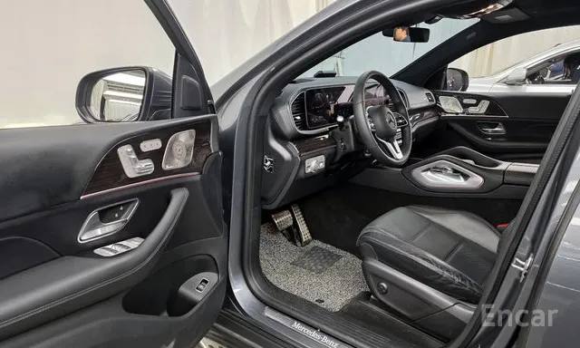 Фото Mercedes-Benz GLE400d 4MATIC