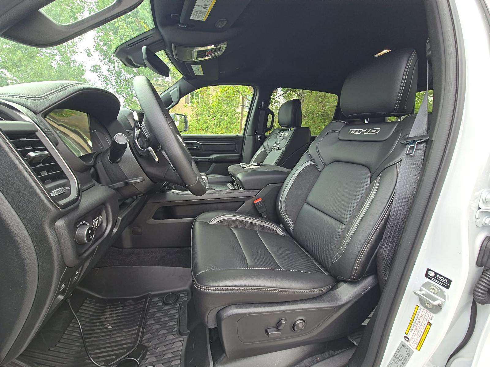 Фото 2026 Ram 1500 RHO Crew Cab Short Bed