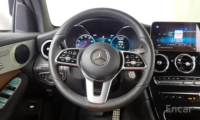 Фото Mercedes-Benz GLC-Class X253 GLC220 d 4MATIC Coupe