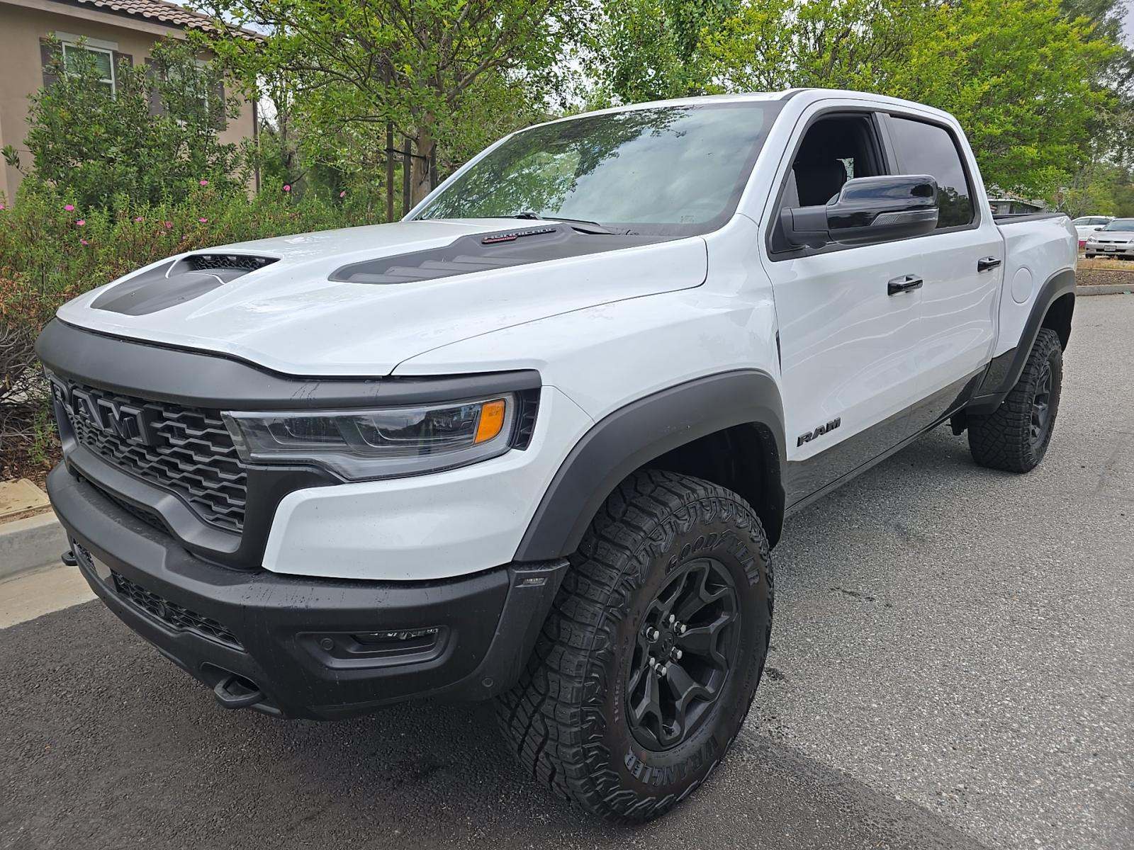Фото 2026 Ram 1500 RHO Crew Cab Short Bed