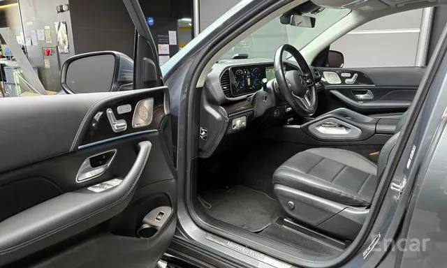 Фото Mercedes-Benz GLE300d 4MATIC