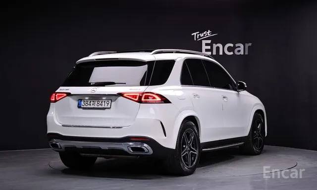 Фото Mercedes-Benz GLE450 4MATIC